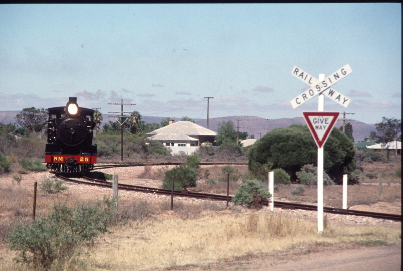 129368: Stirling North NM 25 running round