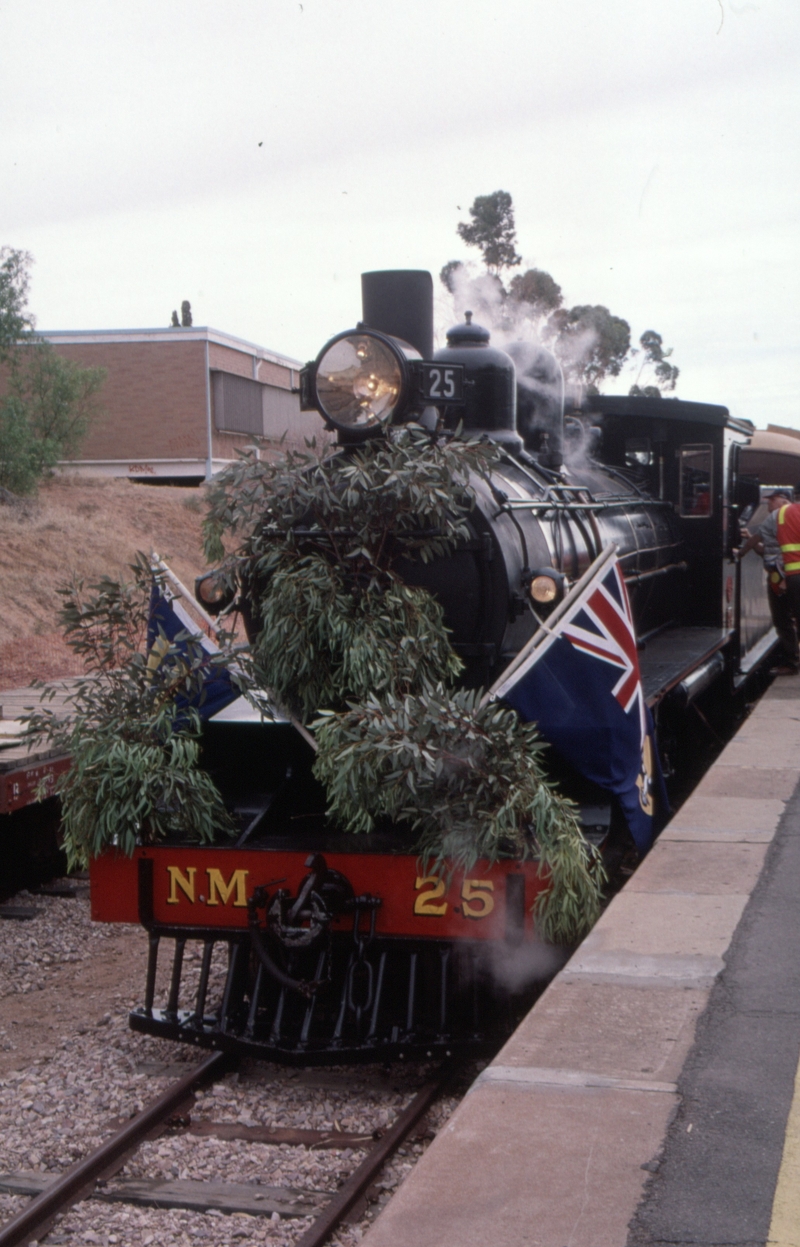 129402: Port Augusta NM 25 detached from PRR 157 Passenger