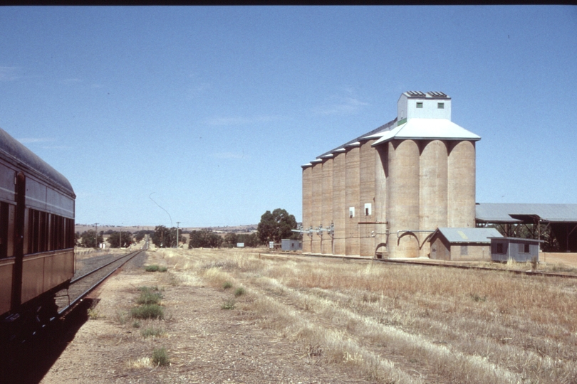 129428: Old Junee looking towards Junee ARHS (ACT), Special to Coolamon at platform