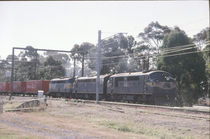 129570: Pakenham Superfreighter to Maryvale A 85 S 313 B 61