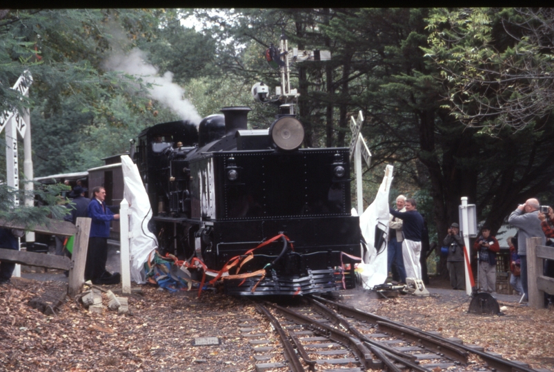 129633: Lakeside G 42 breaking through commemorative banner