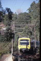 129692: Upper Ferntree Gully - Upwey Burwood Highway under bridge Up Suburban 6-car X'Trapolis 870 M leading