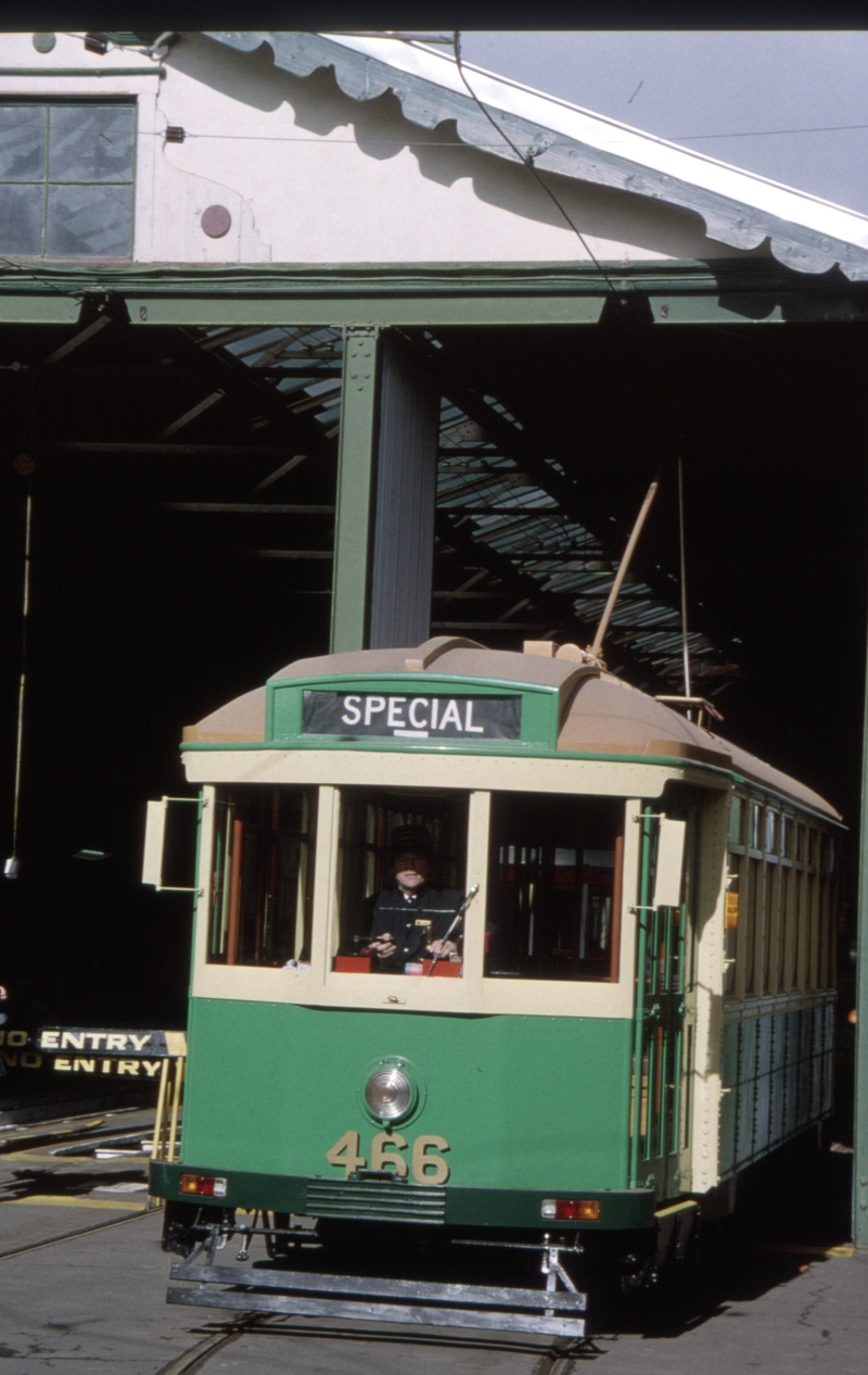 129717: Bendigo Depot X1 466