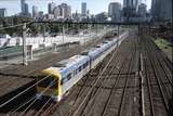 129756: Tennis Centre Footbridge Frankston Suburban 6-car Siemens