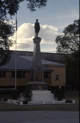 129910: Ipswich Workshops War Memorial