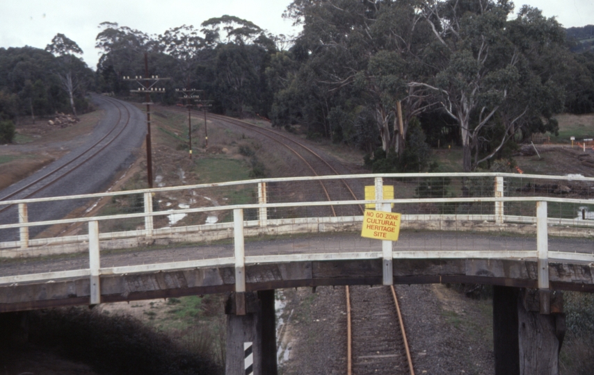 129997: Portland Flat Road Bridge looking towads Ballarat