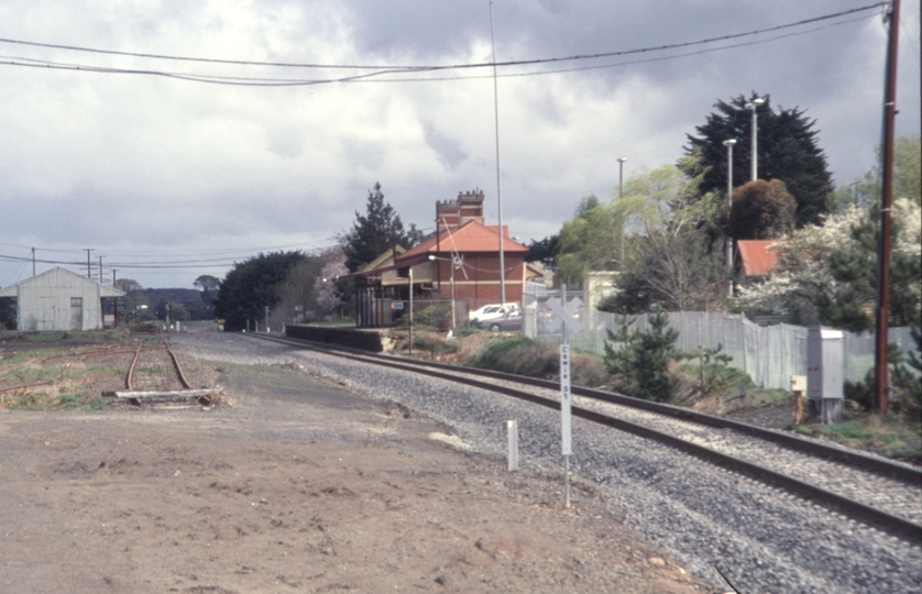 129999: Ballan looking towards Ballarat from Melbourne end