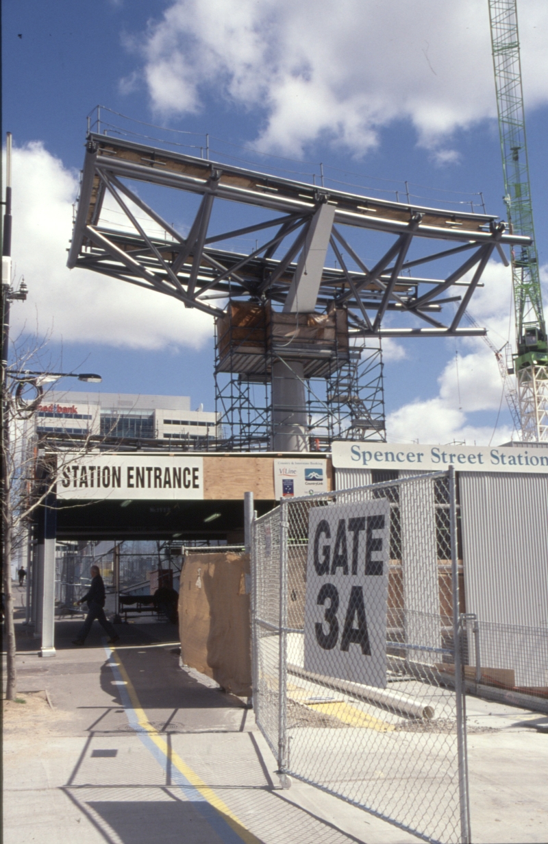 130003: Spencer Street Temporary entrance from Collins Street