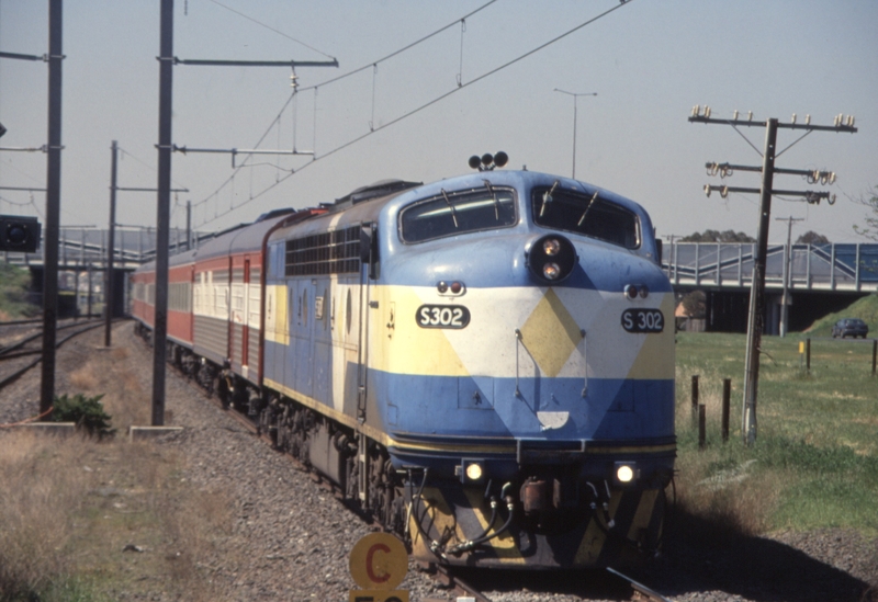 130040: Laverton 12:40pm Passenger to Warrnambool S 302