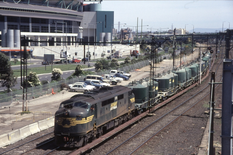 130132: Spencer Street Cement Train to Lyndhurst A 79