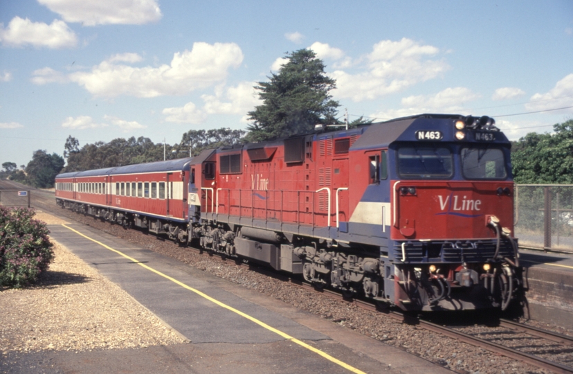 130198: Tallarook Passenger from Shepparton to Melbourne N 463