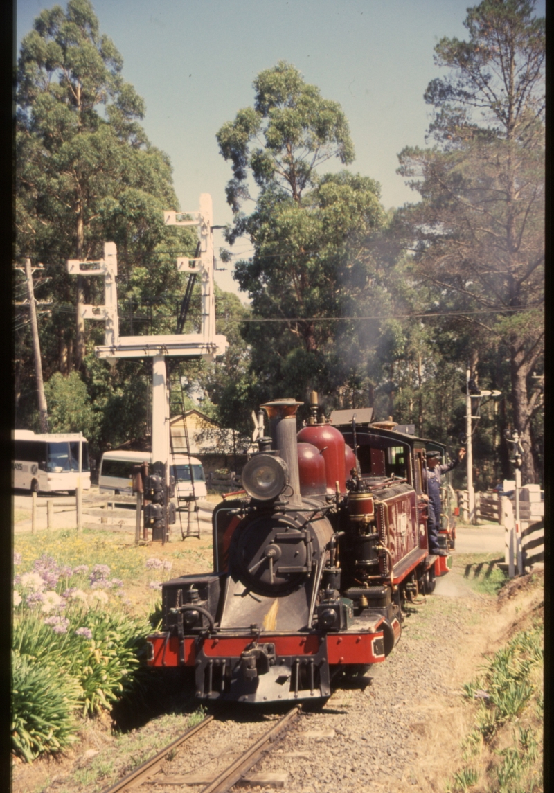 130226: Menzies Creek 10:30am Passenger to Gembrook 14A (6A),