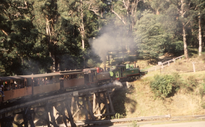 130262: Bridge No 5 Monbulk Creek Trestle 10:00am Down Passenger 7A 14A