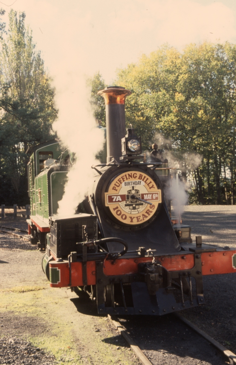 130367: Gembrook 7A with 100 year headboard