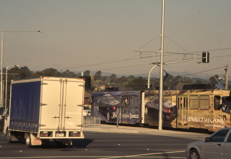 130498: Burwood Highway at Springvale Road to City B2 2100