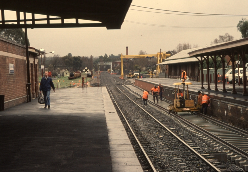 130547: Castlemaine looking towards Bendigo Regional Fast Rail works in progress