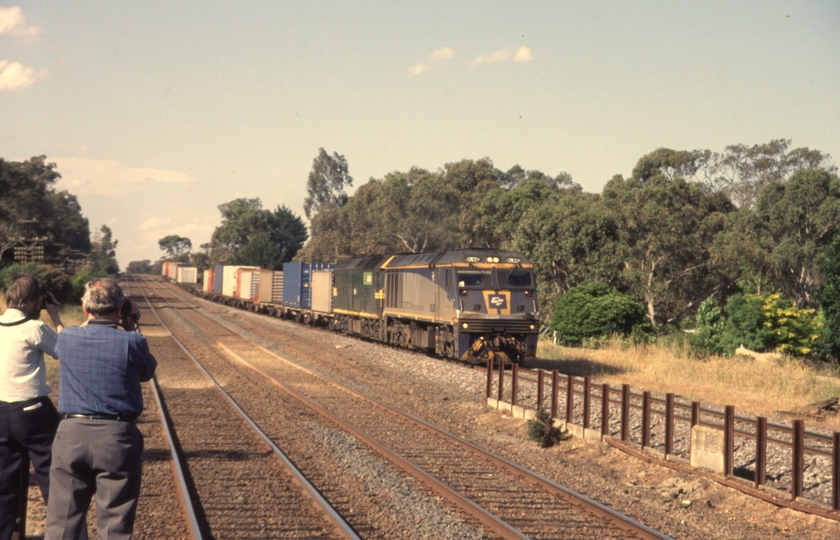 130613: Tallarook QRN Freight to Melbourne EL 56 G 516