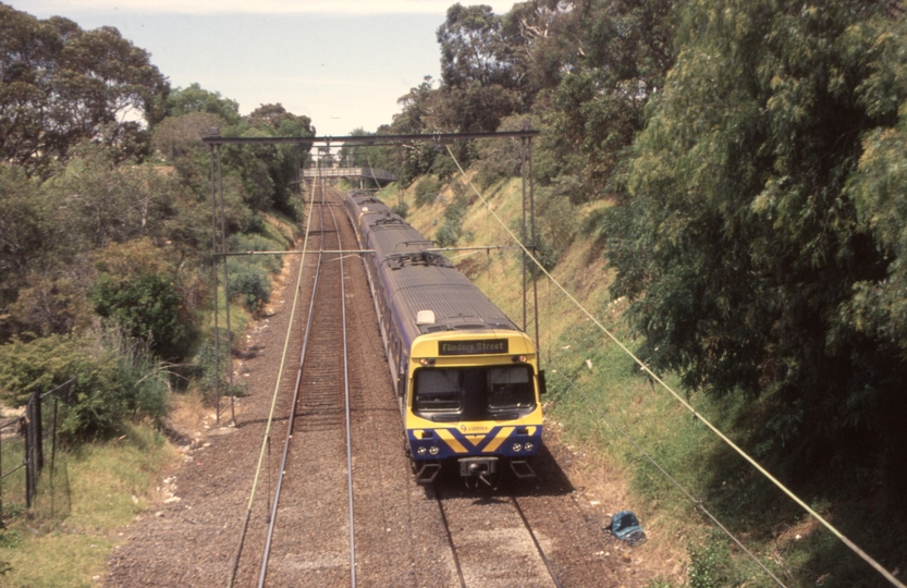 130619: South Yarra Suburban from Sandringham to Flinders Street 6-car Connes (ex MTrain), Comeng