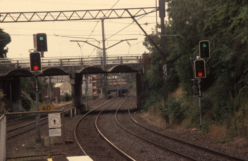 130682: Hawksburn Co-acting signals at Melbourne end