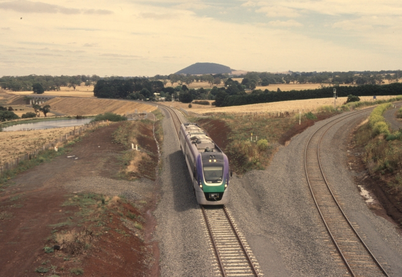 130760: Bungaree East (Sullivans Road), 12:15am Passenger from Ballarat via Deviation 1119 1219