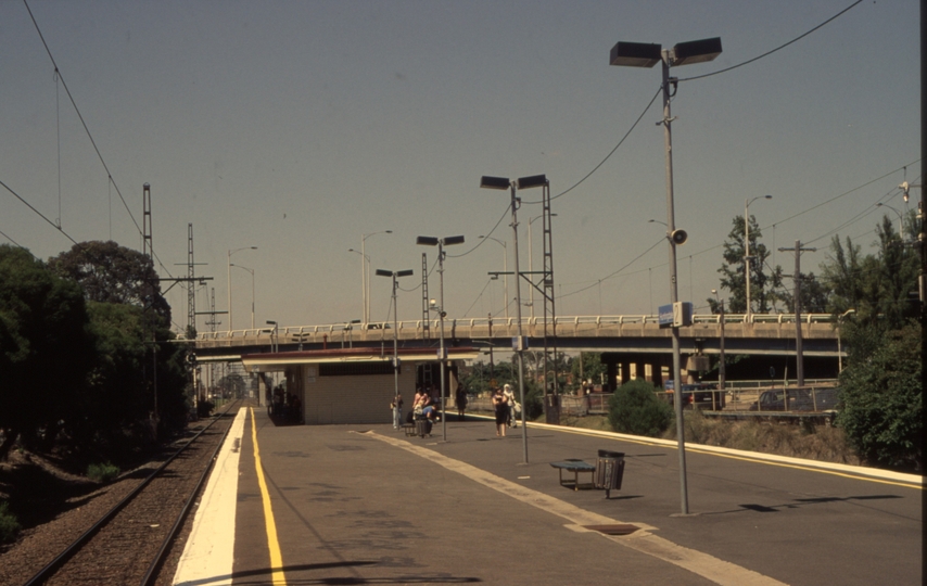 130779: Huntingdale looking towards Dandenong