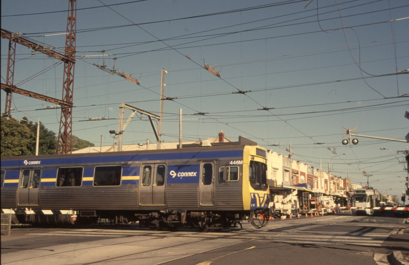 130939: Glenhuntly Down Suburban Connex (ex MTrain), Comeng 446 M trailing In background Z3 150