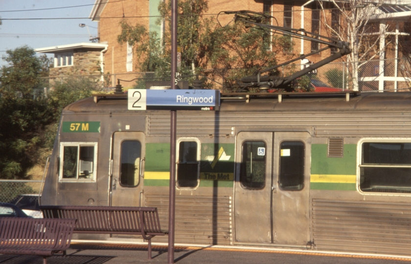 130979: Ringwood Down Empty Cars Hitachi 57 M leading