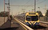 131124: Aspendale Suburban to Frankston 6-car Connex (ex MTrain), Comeng