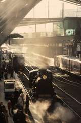 131163: Southern Cross Platform 3 D3 639 detached from Steamrail Special from Geelong