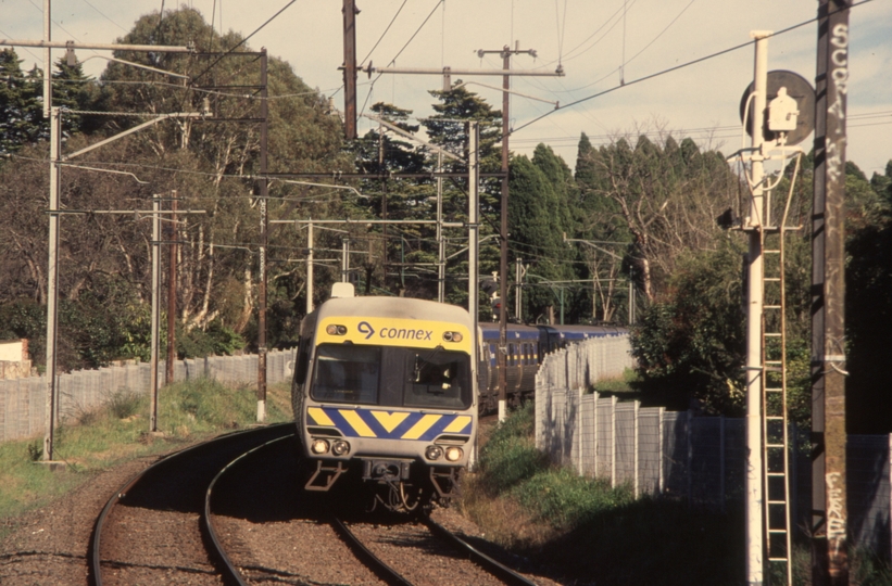 131196: Laburnum Down Suburban 6-car Connex Comeng
