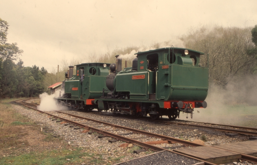 131243: Lynchford Abt No 5 shunting out Abt No 1 (disabled),