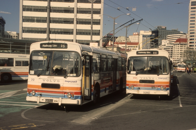 131348: Wellington Station Bus Terminal Trolley Buses 212 and 258