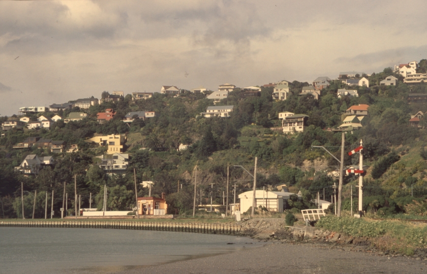 131498: Ferrymead Railway Ferrymead station in distance