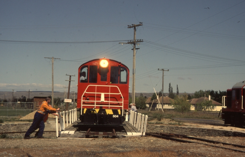 131648: Middlemarch Taieri Gorge Railway De 504 on turntable