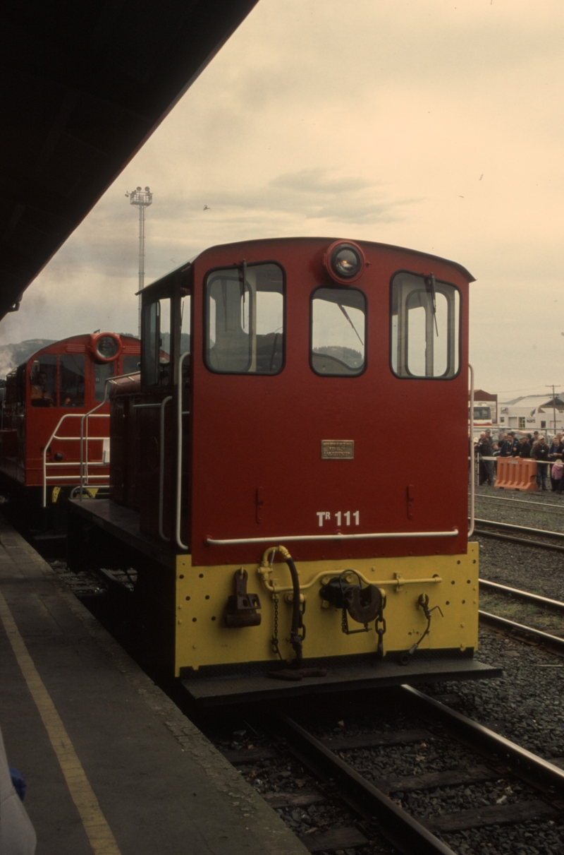 131698: Dunedin Centenary Parade Tr 111