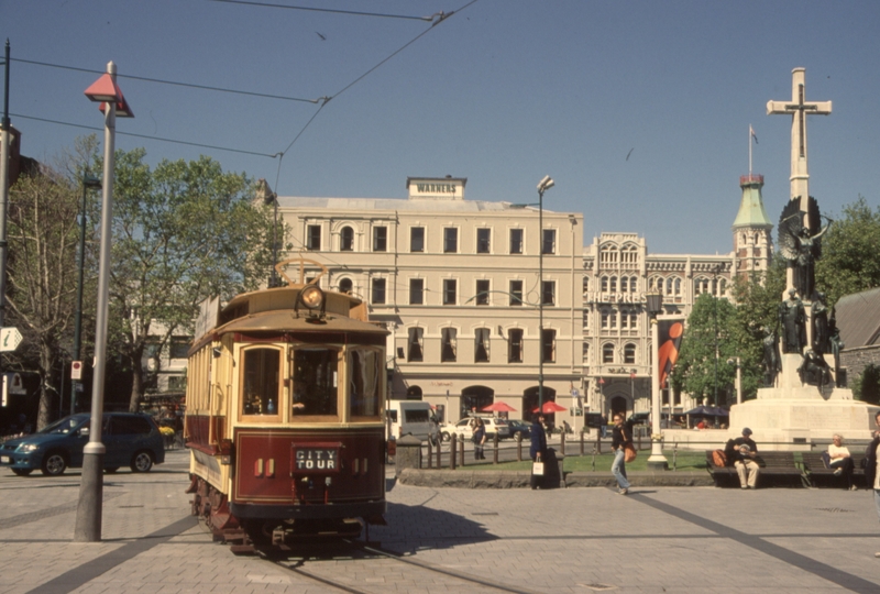 131819: Christchurch Tramway Cathedral Square Dunedin No 11 (Trailer No 18),