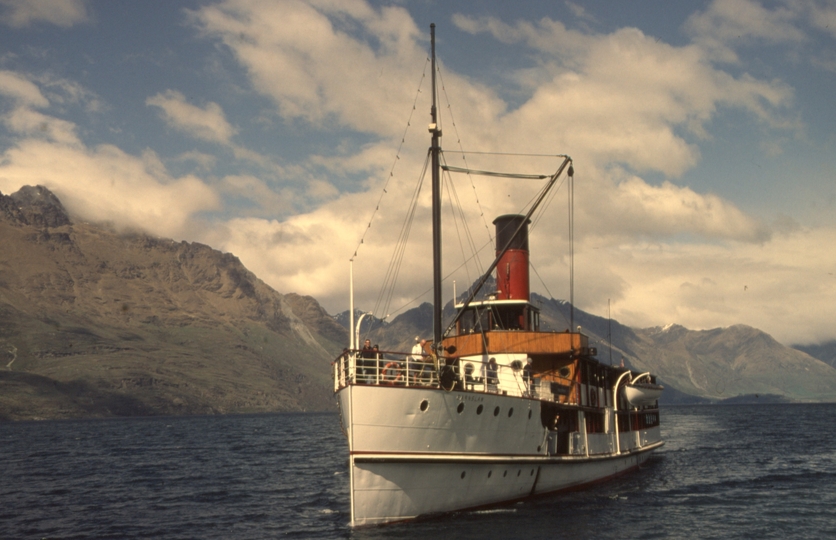 131822: Queenstown 'Earnslaw'