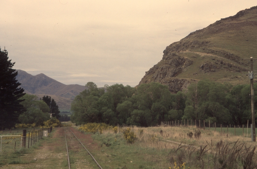 131858: Fairlight looking towards Lumsden