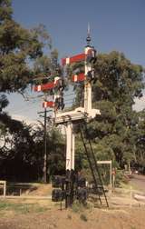 131900: Menzies Creek Up Home Bracket Signals