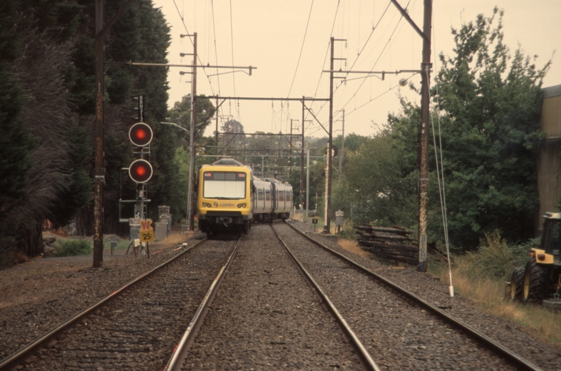 131972: Blackburn East end 6-car X'Trapolis Suburban about to terminate