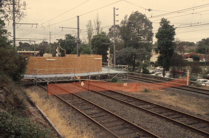131973: Blackburn Temporary end of track at Melbourne end