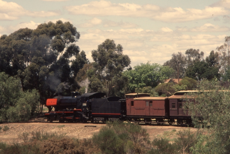 131978: Maldon Passenger to Castlemaine J 515