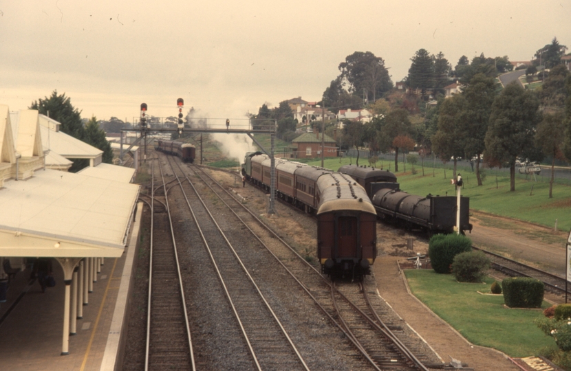 132180: Wagga Wagga looking towards Sydney