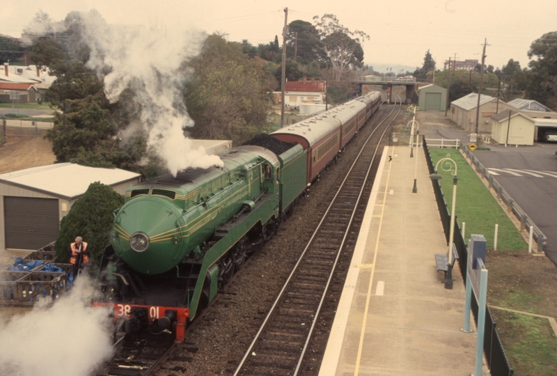 132182: Wagga Wagga 3801 shunting cars for NSWRTM Special