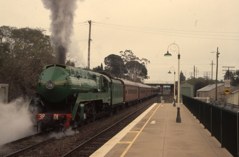 132183: Wagga Wagga 3801 shunting cars for NSWRTM Special