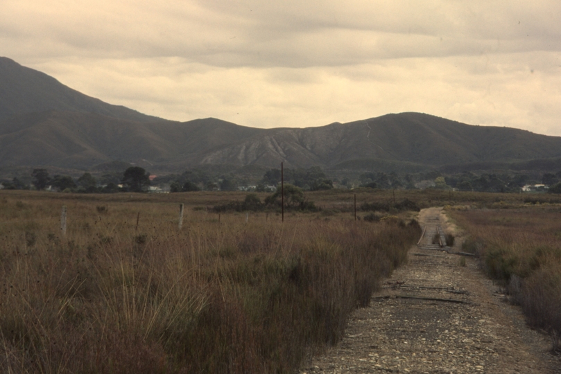 132339: Zeehan (North Side), looking back towards Zeehan