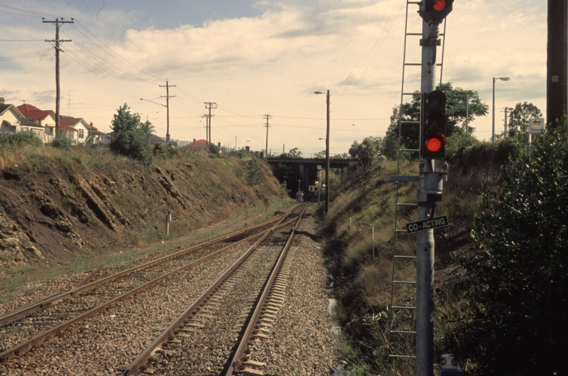 132433: Telarah looking North from Platform