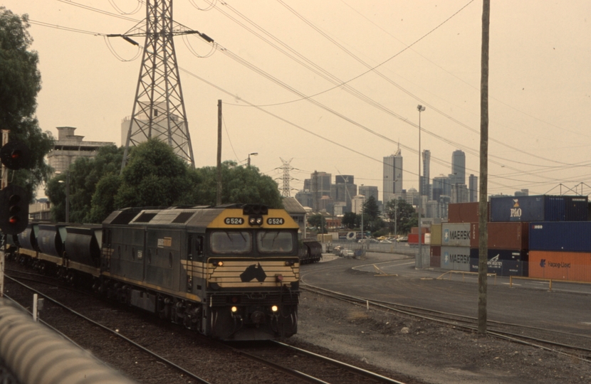 132584: North Dynon Empty Quarry Train to Kilmore East G 524