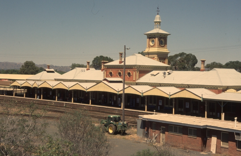 132598: Albury