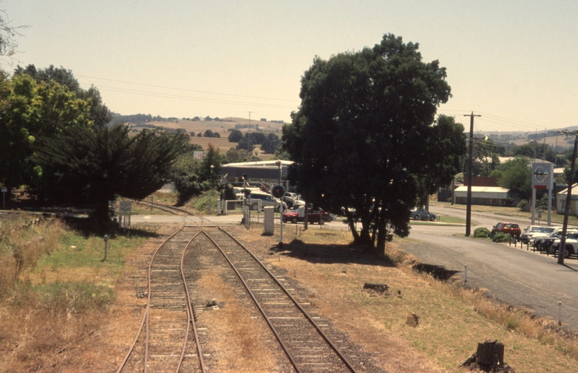 132656: Leongatha looking towards Korumburra from footbridge